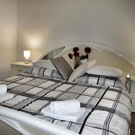 Apartment Nikolic Kaštela Eksteriør bilde