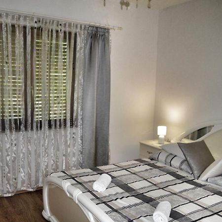 Apartment Nikolic Kaštela Eksteriør bilde